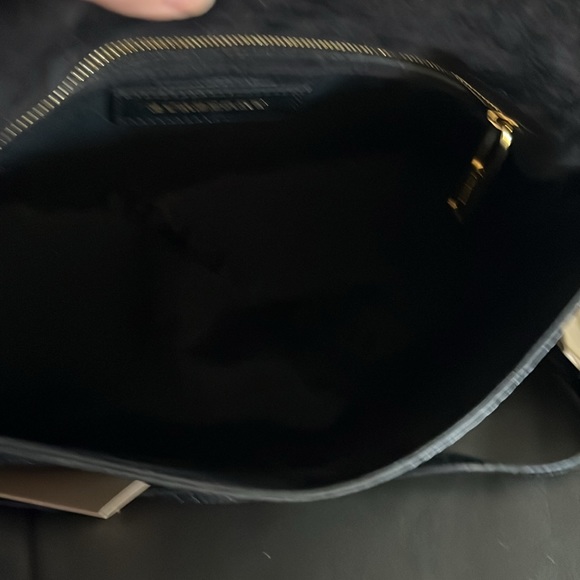 NWT Burberry Medium Mildenhall - Picture 7 of 17